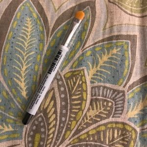 Younique Cream Shadow Brush